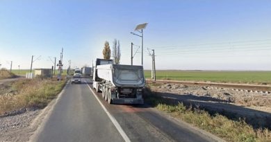 Restricții de circulație pe DN 2B, în zona Bâlhacu. Trafic deviat din cauza unor lucrări CFR