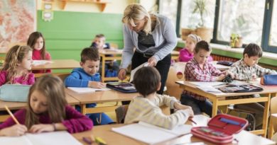 Ziua Învățătorului – un prilej de recunoștință pentru cei care modelează viitorul